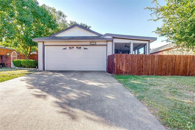 Building Photo - 4718 Poppy Dr E Rental