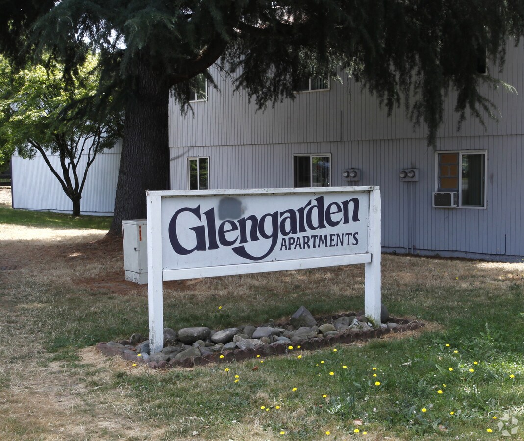 Photo - Glen Gardens Apartments