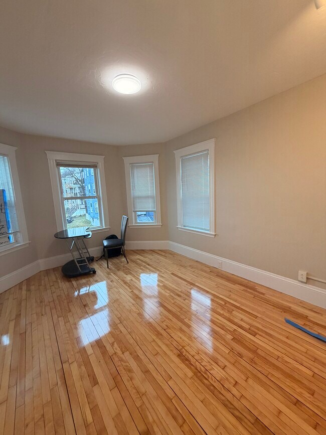 Photo - 14 Maine Ave Unit 2