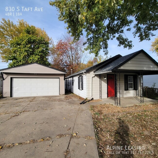 West Indy 4BR House w/FOUR-Car Garage! - West Indy 4BR House w/FOUR-Car Garage!