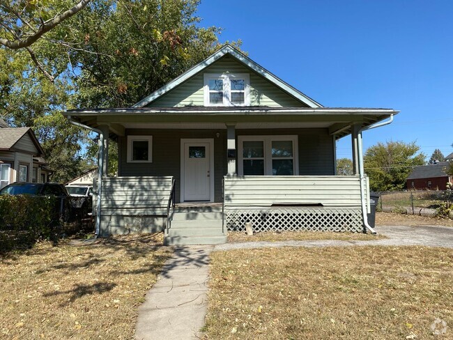 Building Photo - 3 Bed Fully Remodeled House