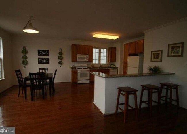 Photo - 18107 Coachmans Rd