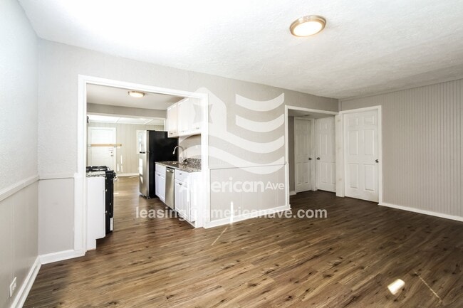 Photo - 1648 Iowa St