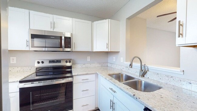 Photo - 1778 Ridgebury Dr