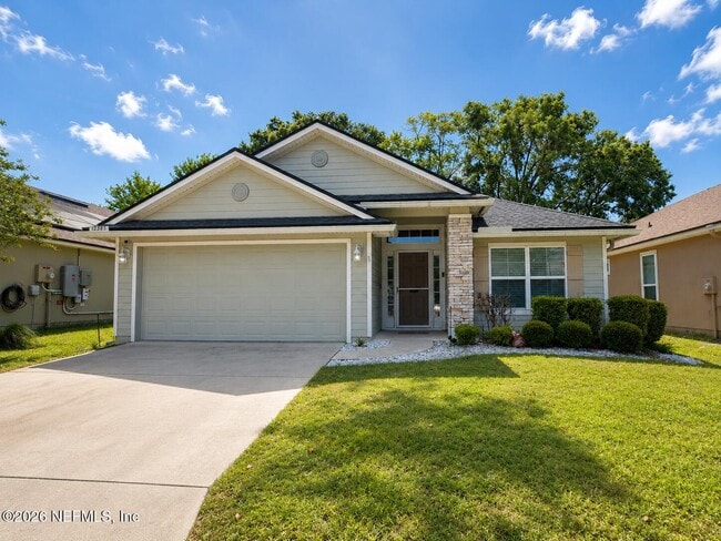 Building Photo - 12385 Rouen Cove Dr