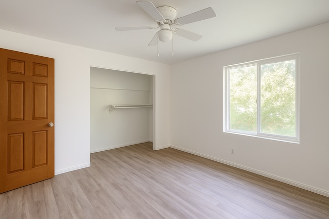 Photo - 8240 S Marion View Cir Unit 3 - Upstairs North Bedroom