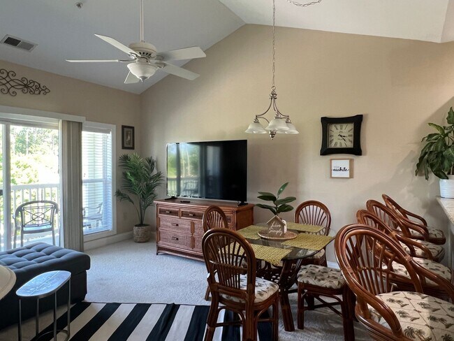 Photo - World Tour Condo available for winter rent...