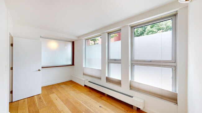 Photo - 69 Berry St Unidad L1