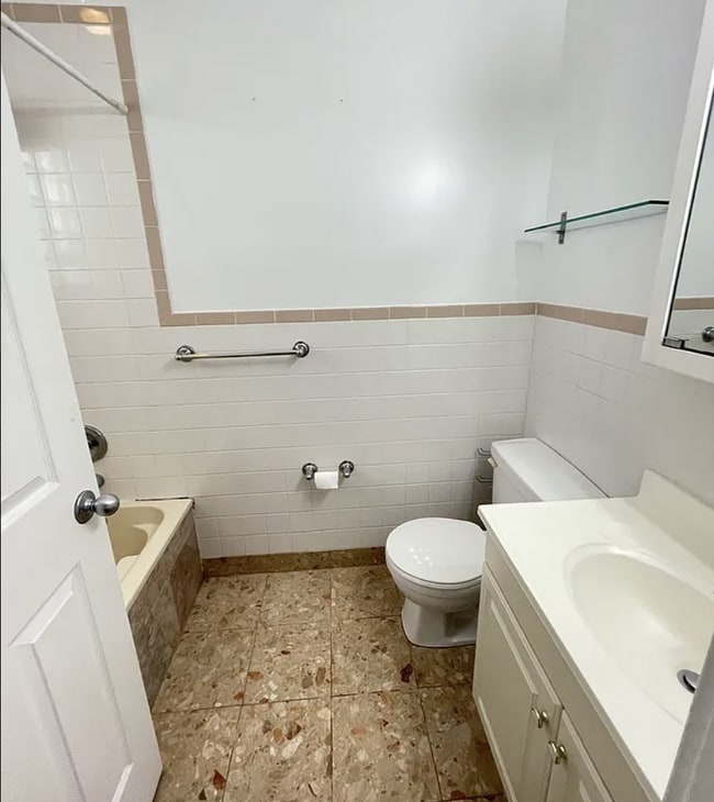 Photo - 2 bedroom in Chicago IL 60642 Unit 2