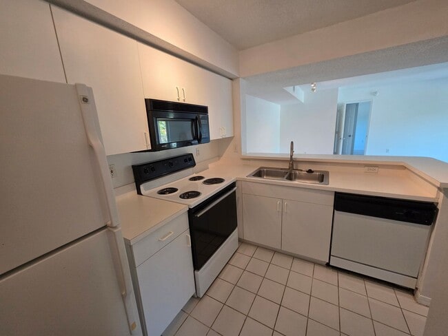 Photo - 2 Bedroom, 2 Bath in Gated Community of Laguna