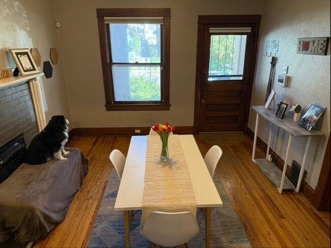 Photo - 371 S Franklin St House