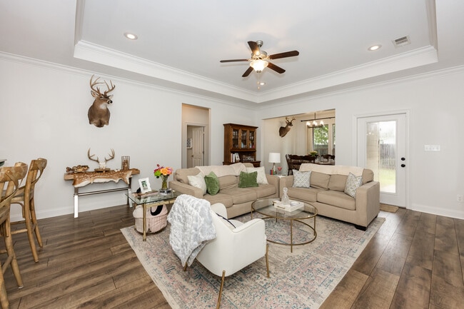 Photo - 10425 Grace Ln