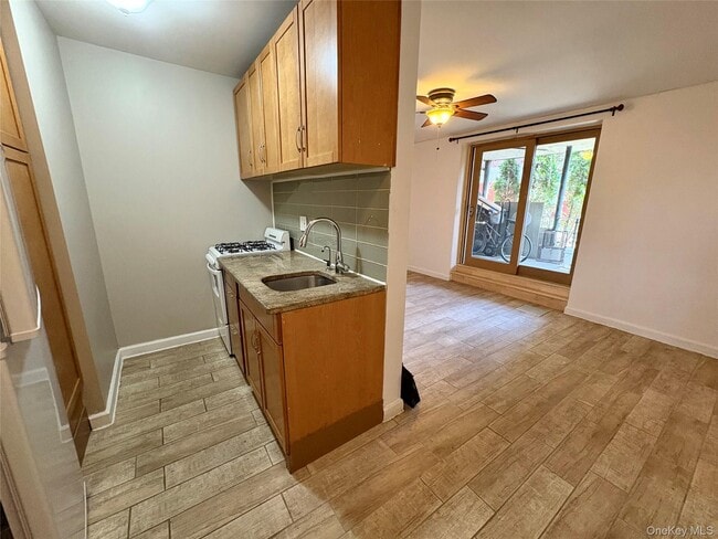 Photo - 61-33 69th St Unit 1st Fl