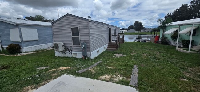 Building Photo - 12 W Palm Cir