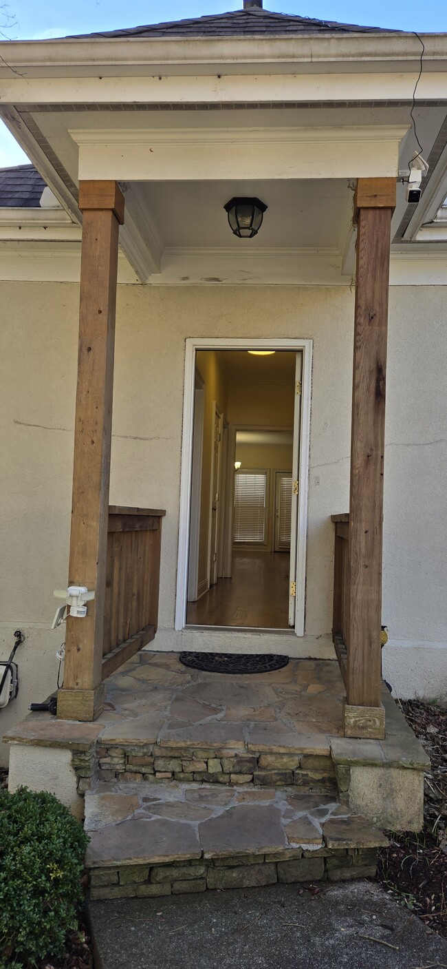 Photo - 5135 Cobblestone Way NW