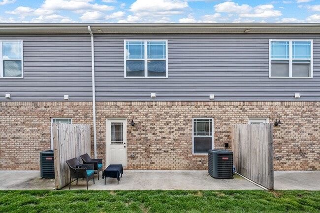 Photo - 345 Fallow Cir