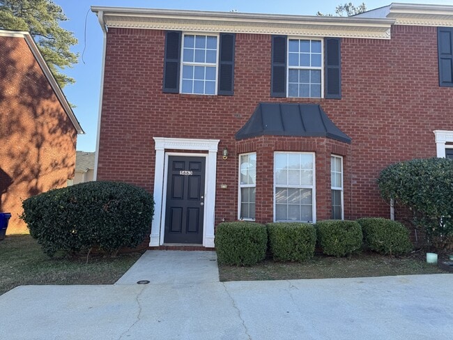 Building Photo - 5663 Windfall Ln