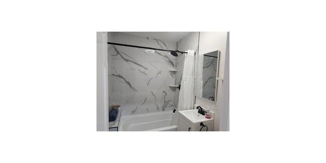 Photo - 440 Maddock St
