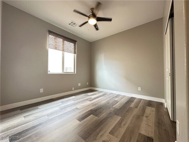 Photo - 7321 Amesbury St