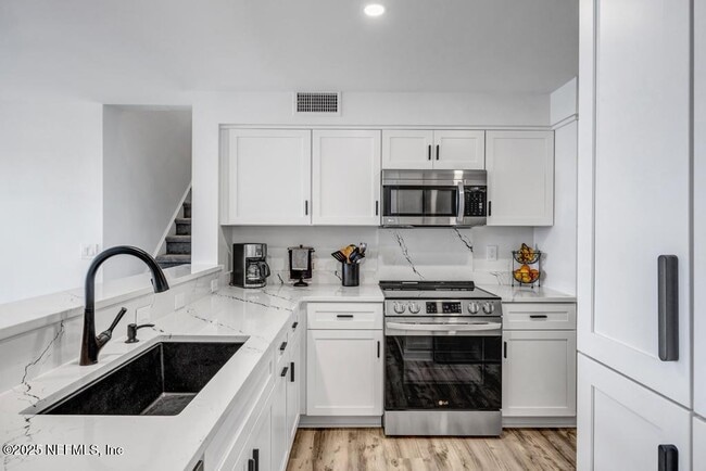 Photo - 2100 Ocean Dr S Unit PH-1