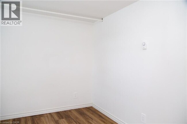Photo - 104 South Street E Unit Lower