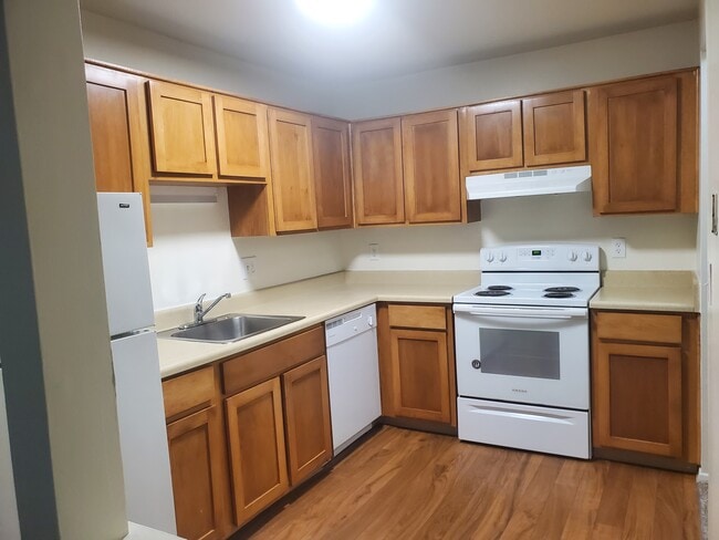 EVERGREEN PLACE APARTMENTS