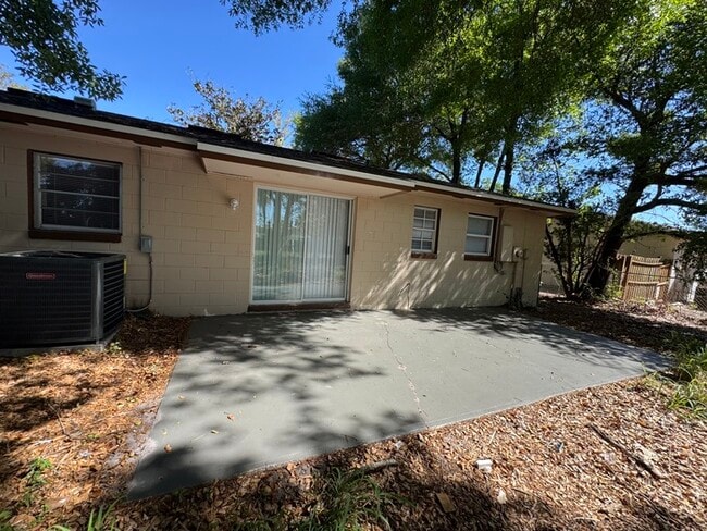 Photo - 4566 Chateau Rd