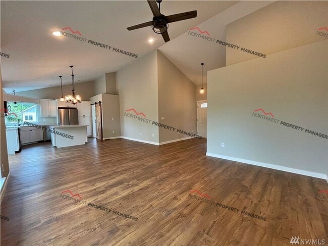 Building Photo - STATUS: AVAILABLE | R245B | $2095 + $1...