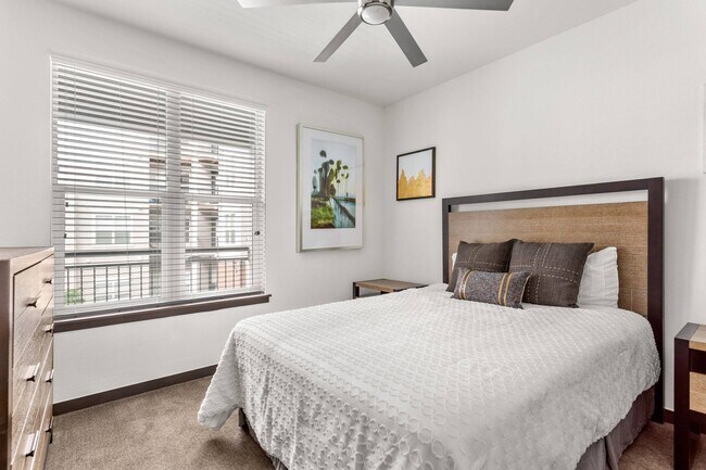 Photo - Covell on the Promenade