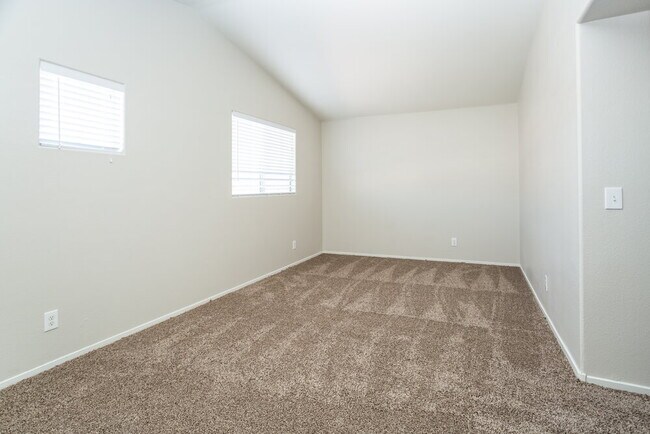 Photo - 2331 Catskill Ct