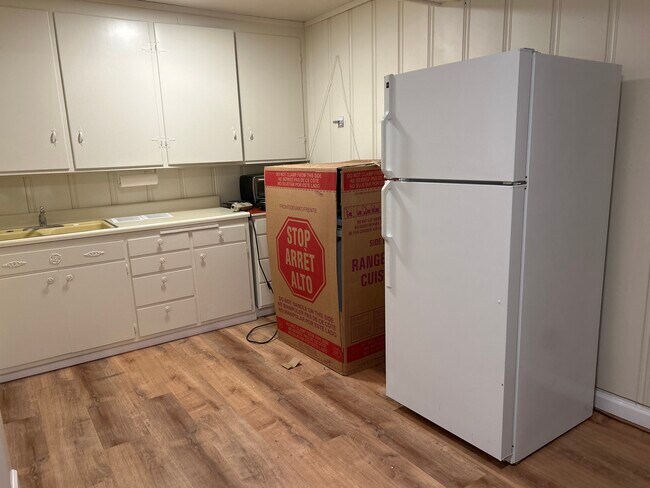 Photo - 5258 Winifred Dr