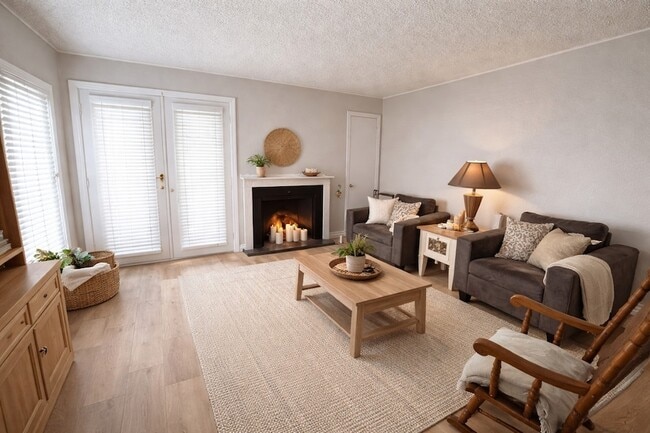 Building Photo - 9801 Walnut St Unit A101