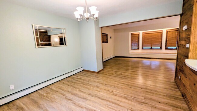 Photo - 1140 Lake Dr