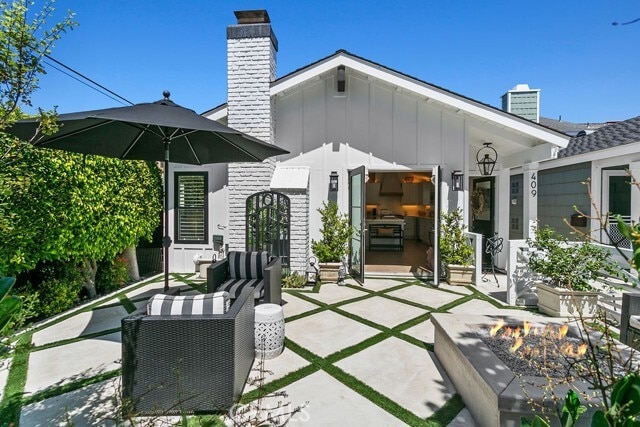Building Photo - 409 Poinsettia Ave