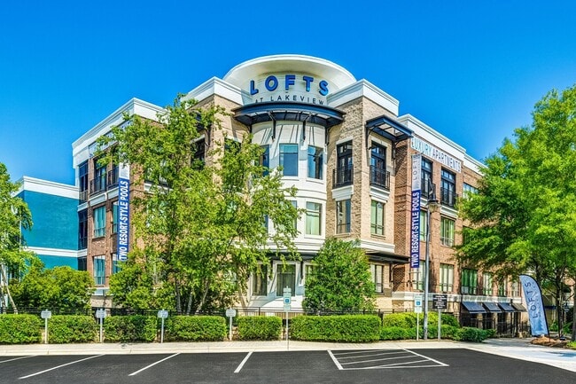 Lofts at Lakeview