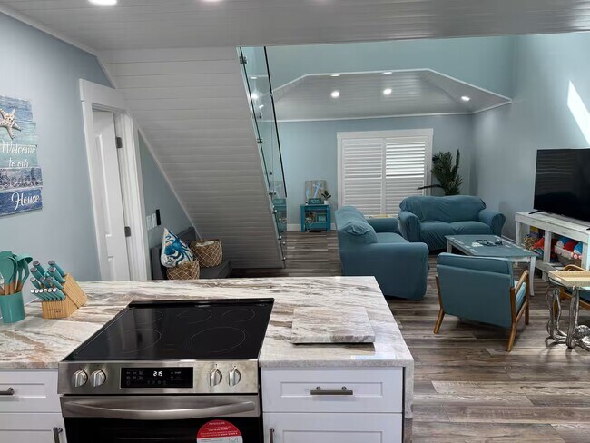 Photo - 3839 Sandstone Ct