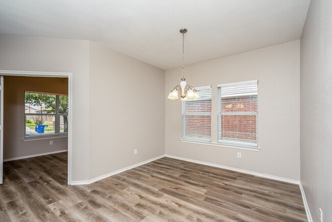 Photo - 1707 White Mountain Wy