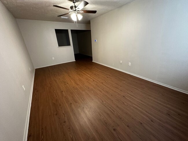 Photo - 1 bed, 1 bath - Downstairs Apartment