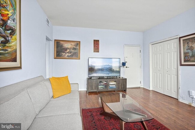 Photo - 1669 Columbia Rd NW Unit 401