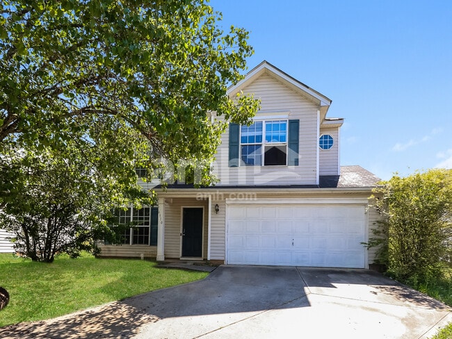 Building Photo - 6310 Pensfold Dr