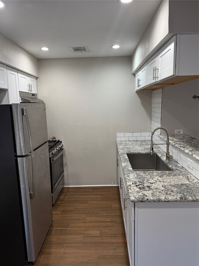 Building Photo - 2922 Randolph Rd Unit 12