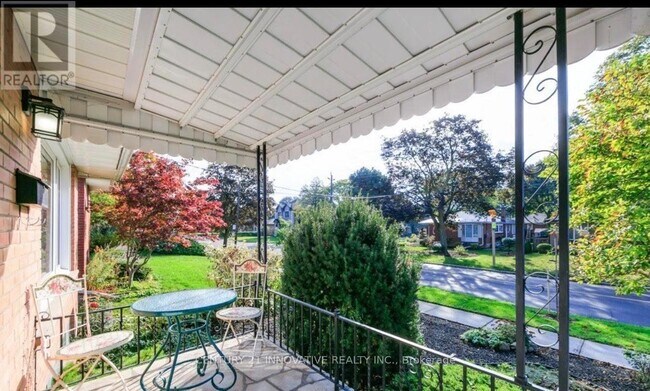 Photo - 94 Broadlands Blvd