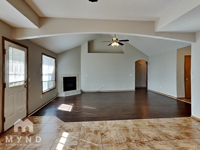 Photo - 706 W Snider St