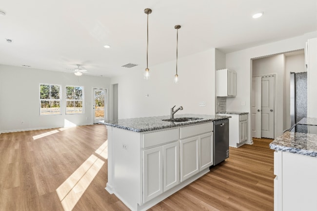 Photo - 99 Cobbler Wy