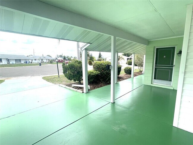 Photo - 701 Cypress Pl