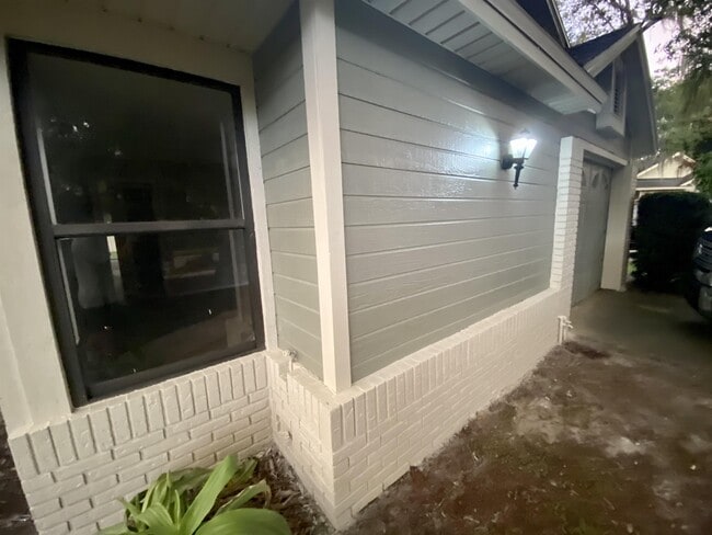 Photo - 1303 Creekbottom Cir