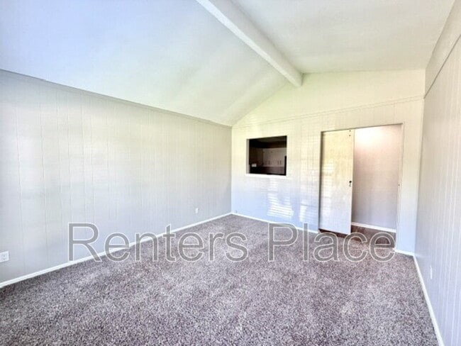 Photo - 313 N Cedar St