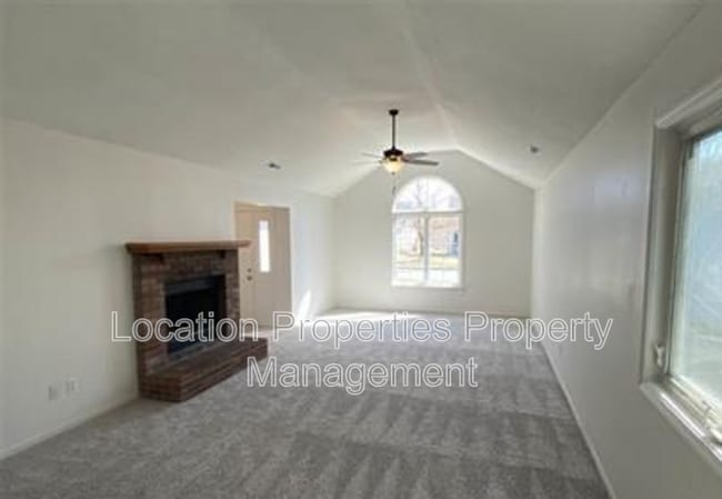 Photo - 2809 Meadow Dr