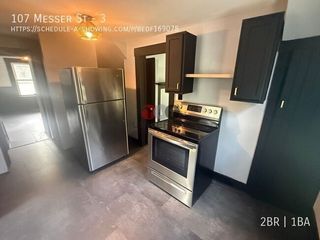 Building Photo - 107 Messer St Unit 3