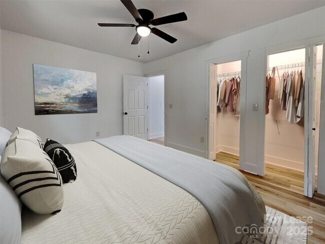 Photo - 2633 Brentwood Pl